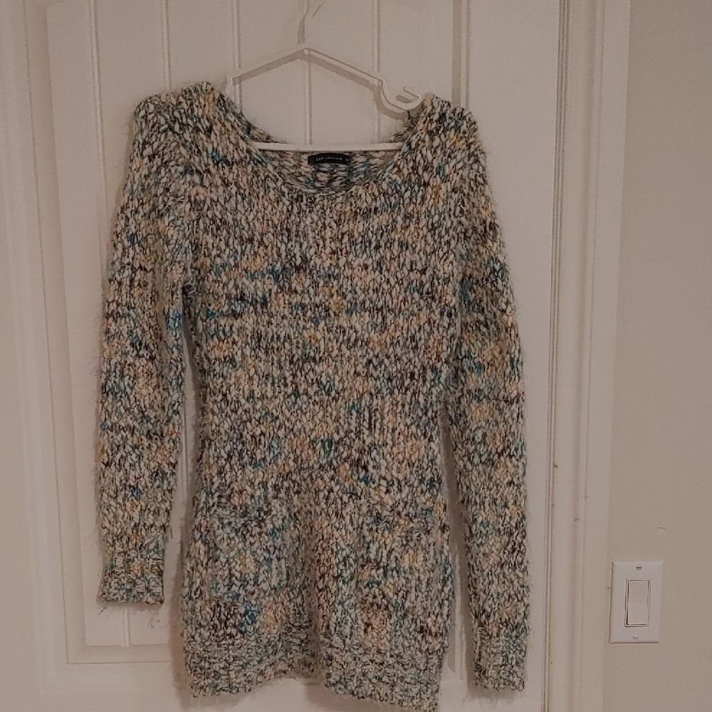 QED London Cream, Blue and Tan Textured Knit Sweater